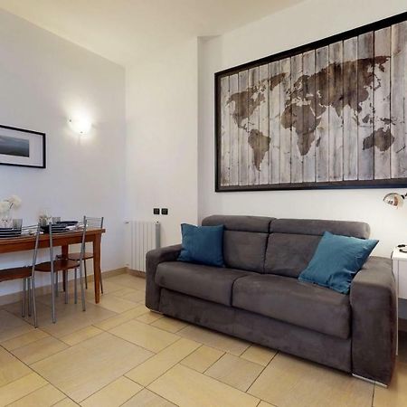 Apartment With Private Garden Near San Siro Stadium Milano Esterno foto