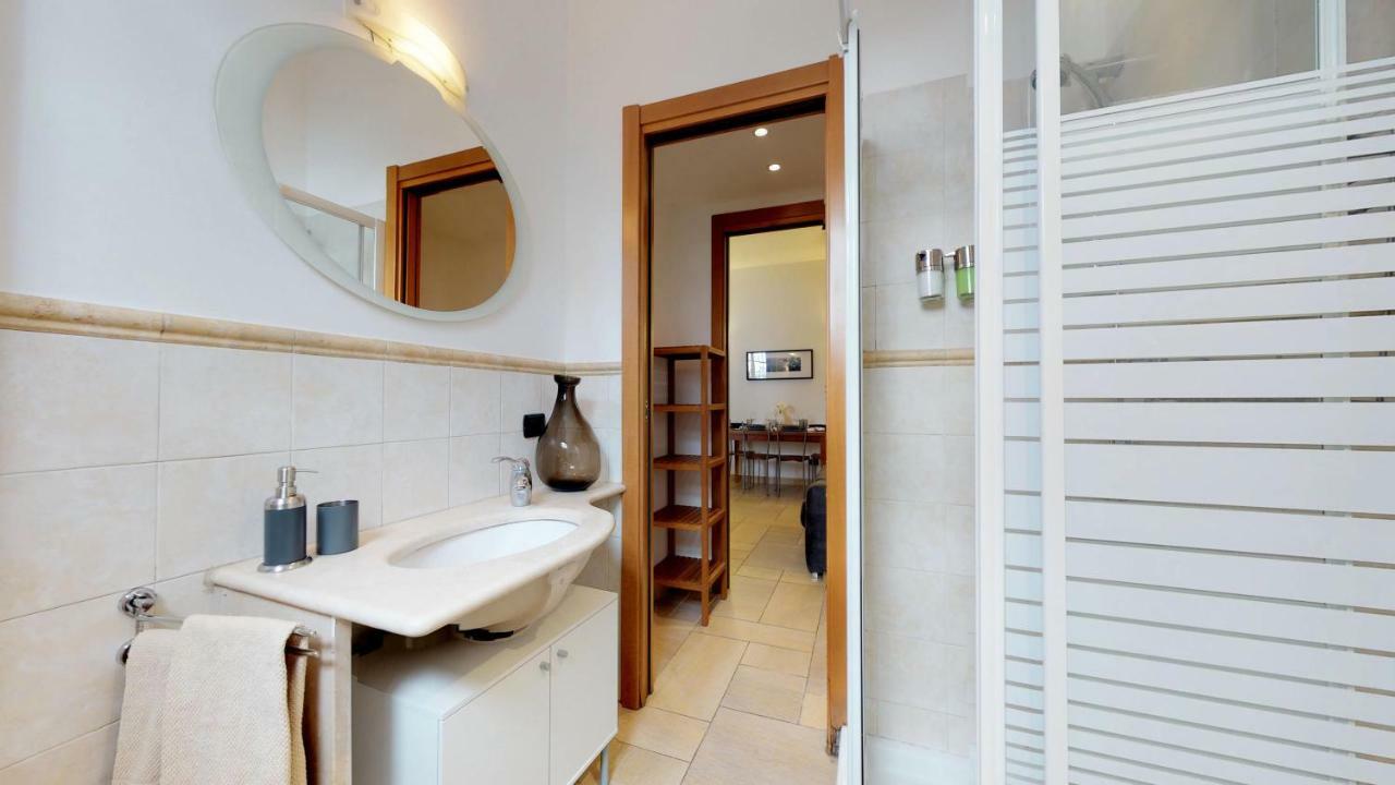 Apartment With Private Garden Near San Siro Stadium Milano Esterno foto