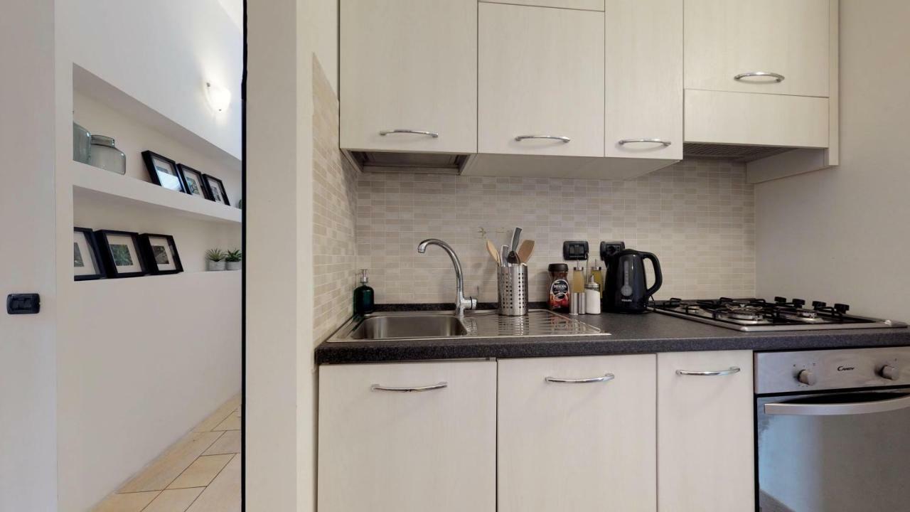Apartment With Private Garden Near San Siro Stadium Milano Esterno foto
